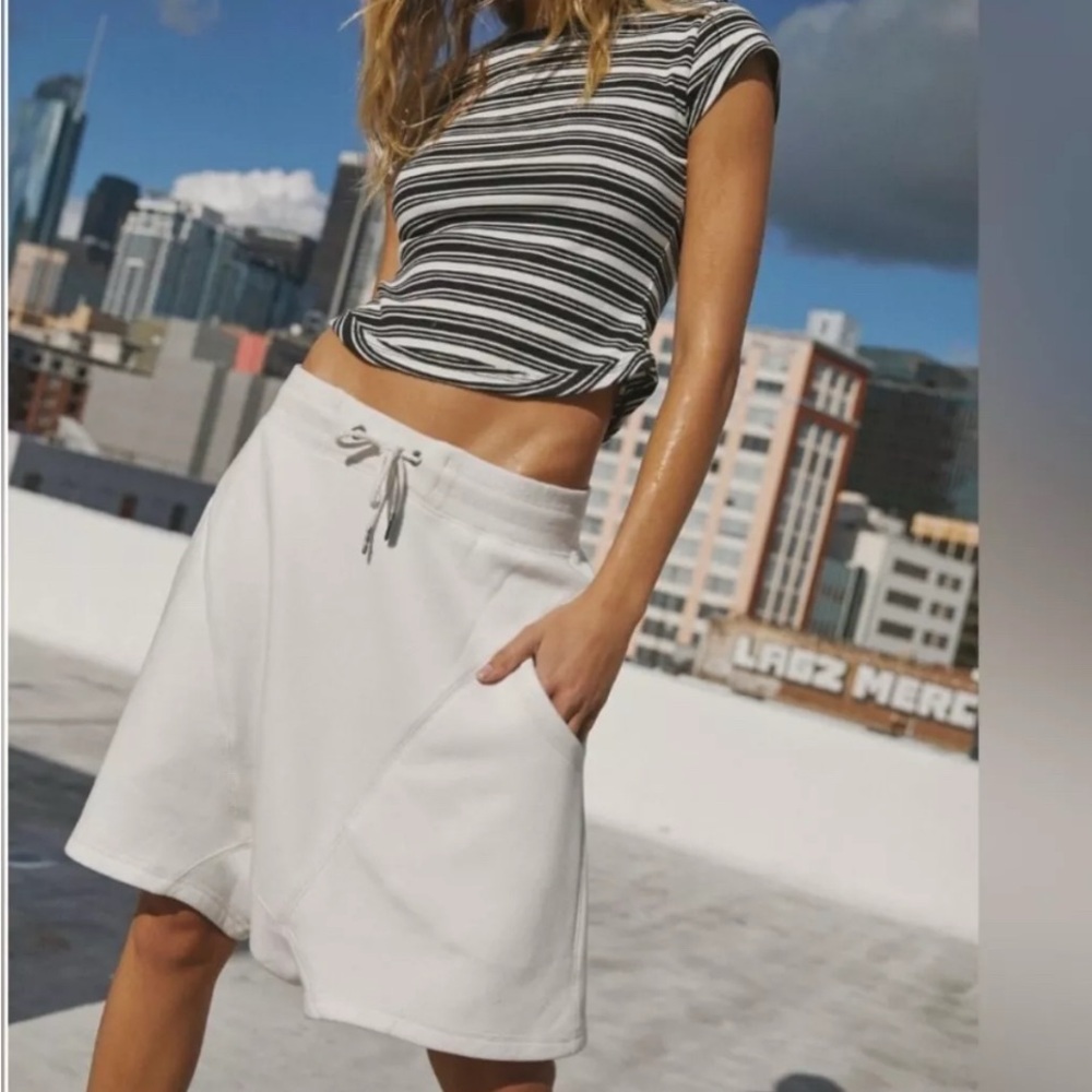 Free People Movement White Pointbreak Harem Sweat Shorts Sz XS Baggy Skater NWOT